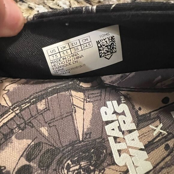 Tom’s x Star Wars loafers size 7.5 - Picture 11 of 11